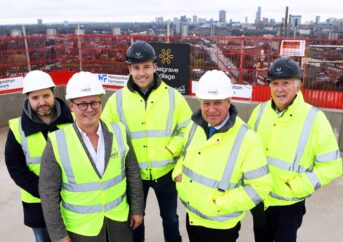 topping out ceremony image